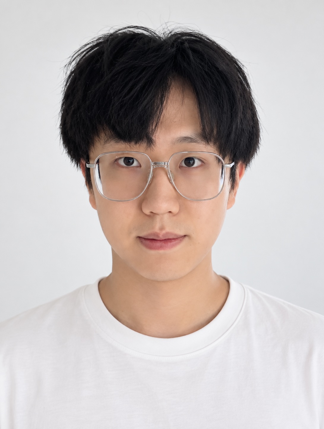Portrait of Runqiu Xu